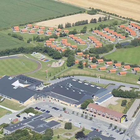 Center פארק נופש