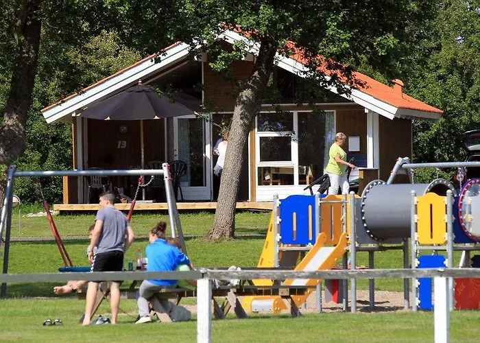 Üdülőpark Center 2*